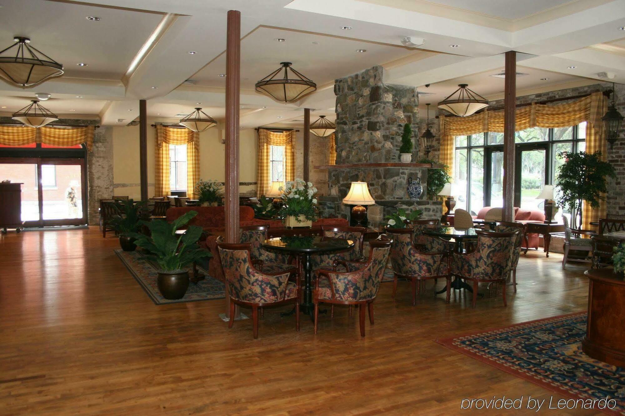 Staybridge Suites Savannah Historic District By Ihg Exterior foto